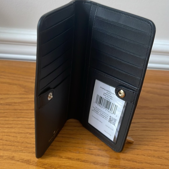 Kate Spade Wallet - Picture 5 of 7